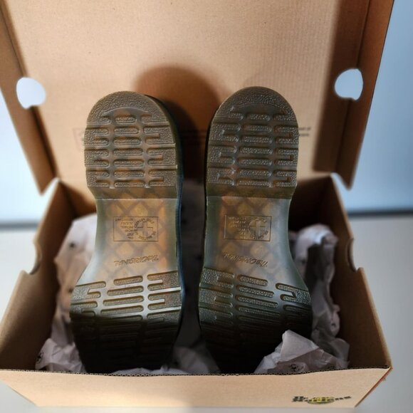 EUC Dr. Martens AirWair Patent Leather 1461 Oxford Style - Picture 3 of 7